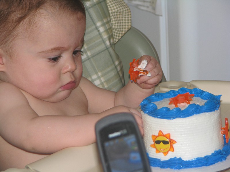 IMG_2691.JPG - Everyone needs a little sunshine on their birthday.