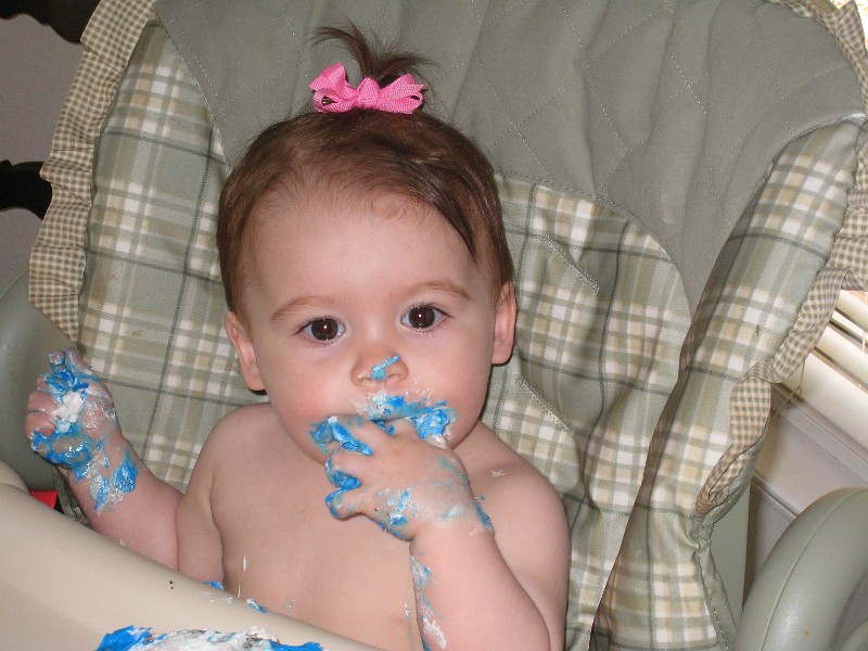 Picture027.jpg - And shoulders.