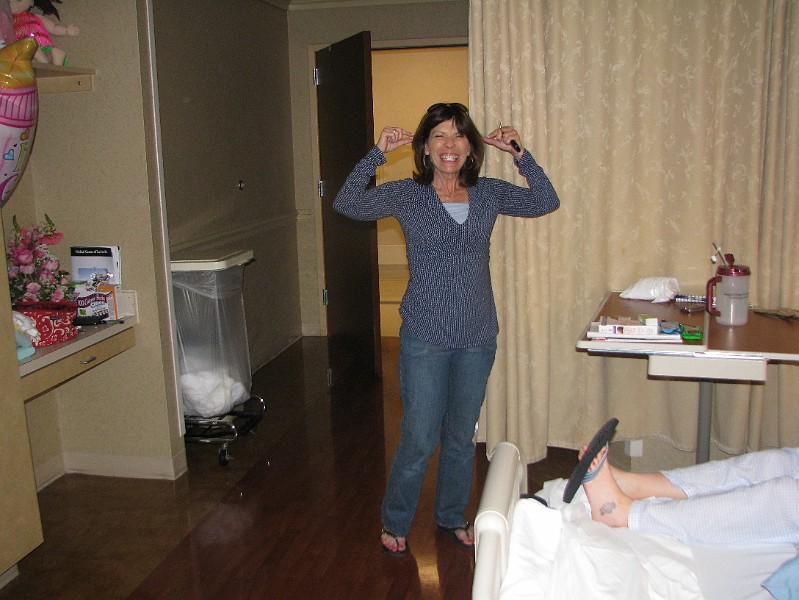 IMG_0450.JPG - Granny Toni is so silly.