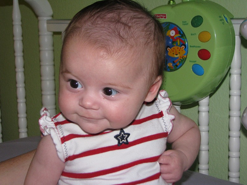 StarsStripesEyes.JPG - It's the 4th of July! Yeah. I'm three months and one day old.