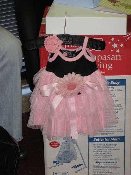 Aless.047.jpg - Here's my cute little dress from Ray & Suzie Larson.